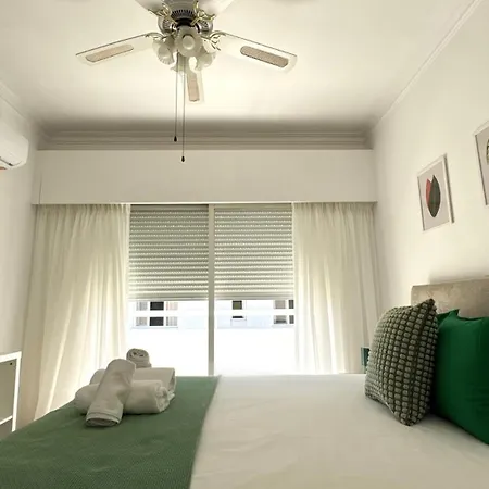 דירה Modern 3bdr_top Floor_lux_suite_balcony *